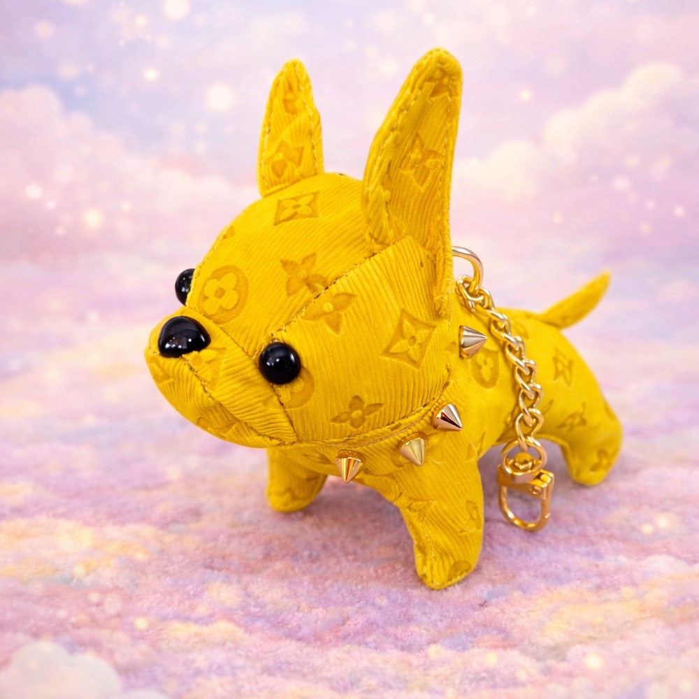 BUY NOW SALE 🔥 Plush Frenchie Bulldog Keychain w/ Gold Spiked Collar and Chain - Picture 12 of 16